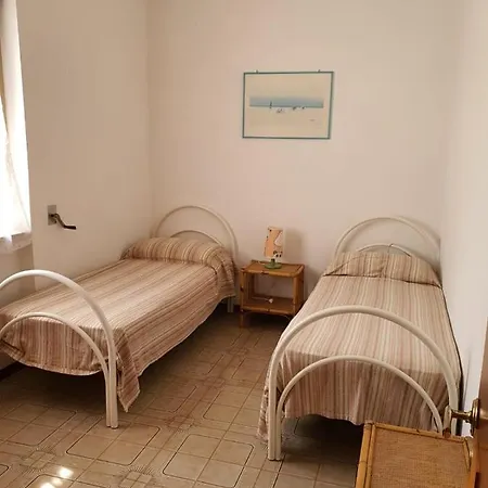 Sweet Holiday B Spiaggia Rivabella Apartment *
